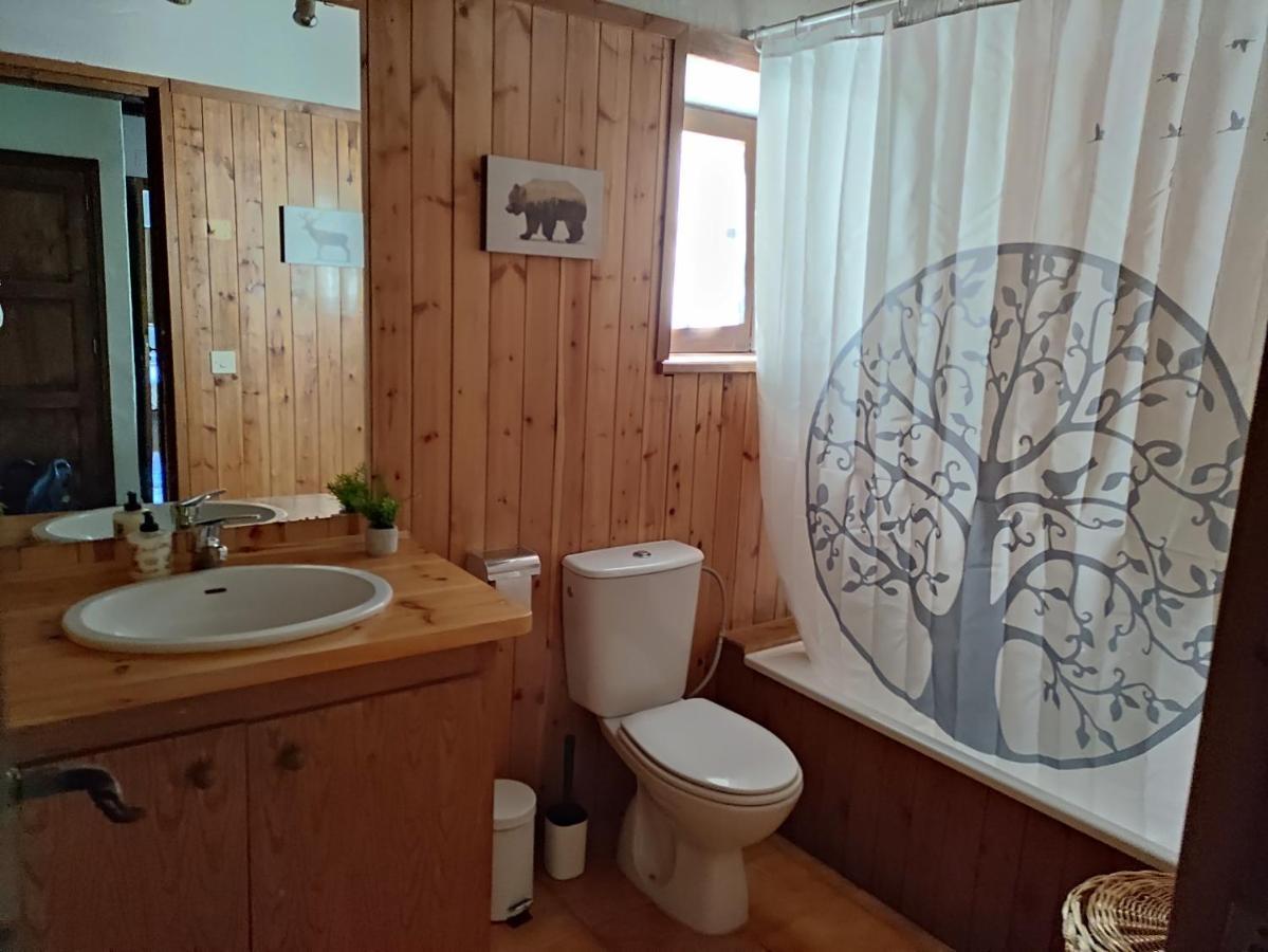 Apartamento De La Marmota Eriste Luaran gambar