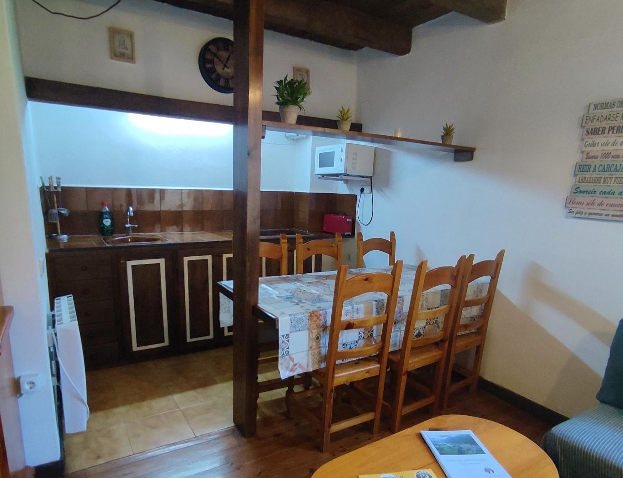 Apartamento De La Marmota Eriste Luaran gambar